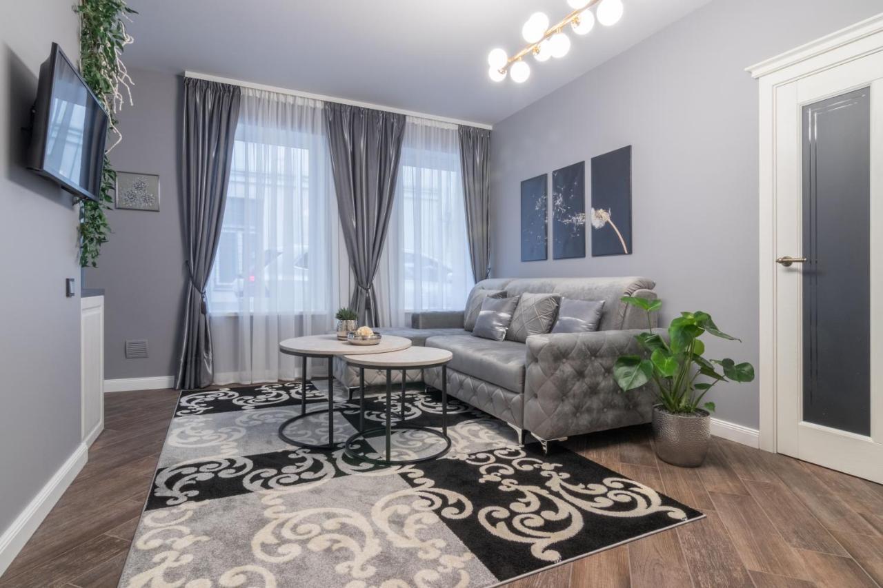 Dandelion Apartment In The Heart Of Kaunas Exterior photo